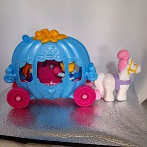 Fisher-Price Little People Disney Princess Cinderella Carriage Pumpkin Toy READ